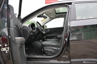 2019款指南者1.3T自动220T家享版