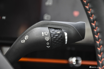 2019款宝骏RC-6 1.5T自动24小时在线豪华型