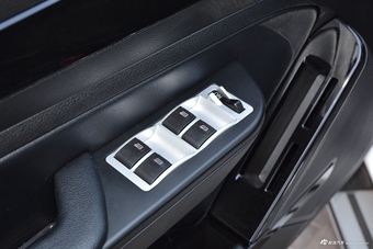 2015款萨普 2.4L手动两驱舒适版
