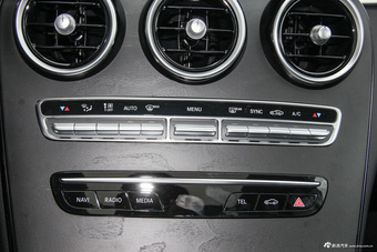 2019款奔驰C级C 260L 2.0T自动运动版