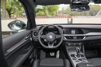 2024款Stelvio斯坦维 2.0T 280HP致敬传奇版