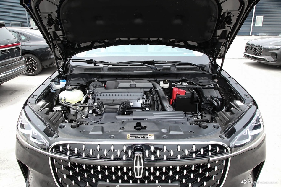 2023款冒险家 2.0T 两驱尊享版