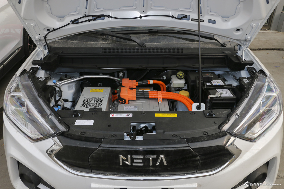 2019款哪吒N01 380v 