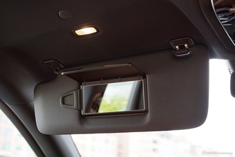 2025款奔驰E级改款 E 300 L 豪华型