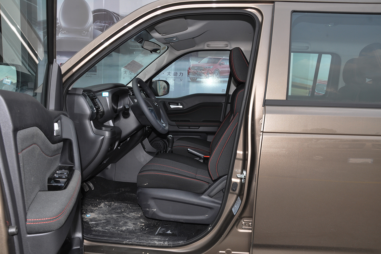 2019款长安欧尚X70A 1.5L手动标准型国VI