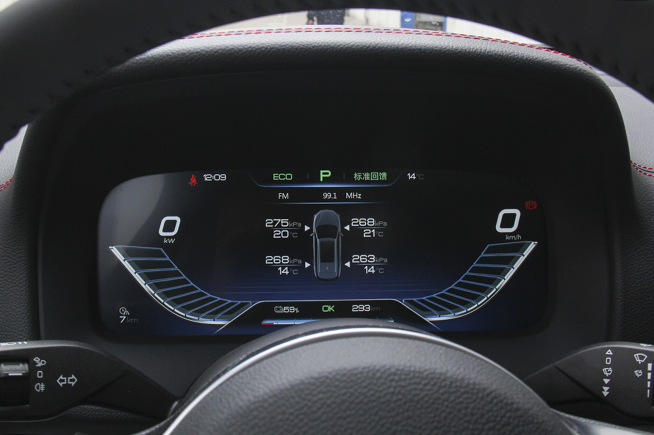 2019款比亚迪唐EV600D 四驱智联创领版 