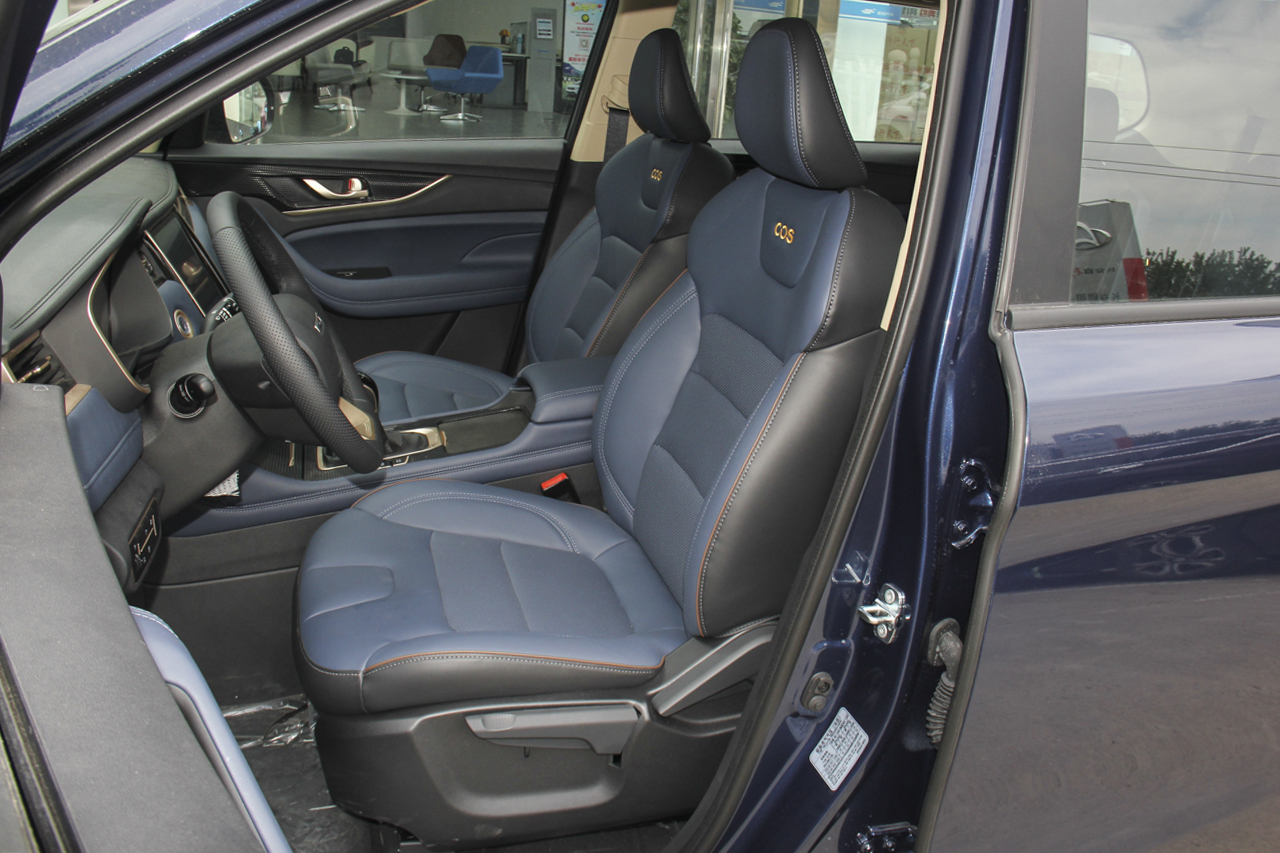 2018款长安欧尚科赛1.5T手动感 