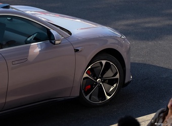 2025款蔚来ET5 100kWh 官图