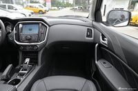 2020款江铃域虎7 2.0T柴油自动四驱舒享版长轴