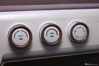 2026款奔腾小马222km 萌趣马 Plus