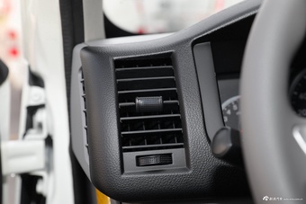 2021款凯锐浩克2.0L手动畅运标准6座平顶1TZS