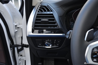 2019款 宝马X3 xDrive30i 领先型 M运动套装