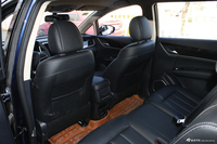 2018款比亚迪宋MAX 1.5T自动智联尊享型7座 