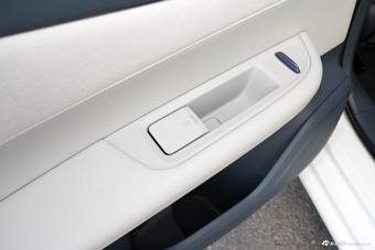 2026款天籁 2.0L 智能超舒适版