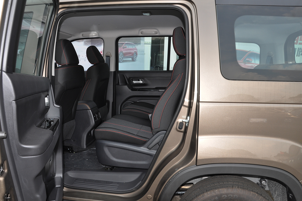 2019款长安欧尚X70A 1.5L手动标准型国VI