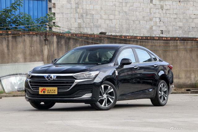 2019款智道U7 1.5T自动精英版