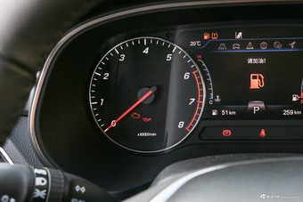 2019款骏派D80 1.2T自动豪华型