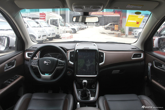 2018款斯威X7 1.5T手动尊贵型7座