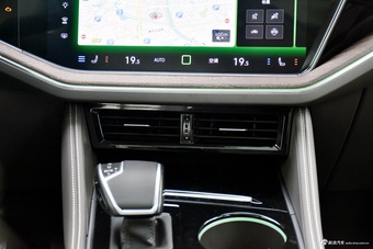 2025款途锐 2.0TSI 锐影版