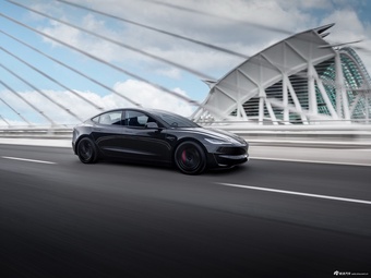 2024款Model 3 高性能全轮驱动版 官图