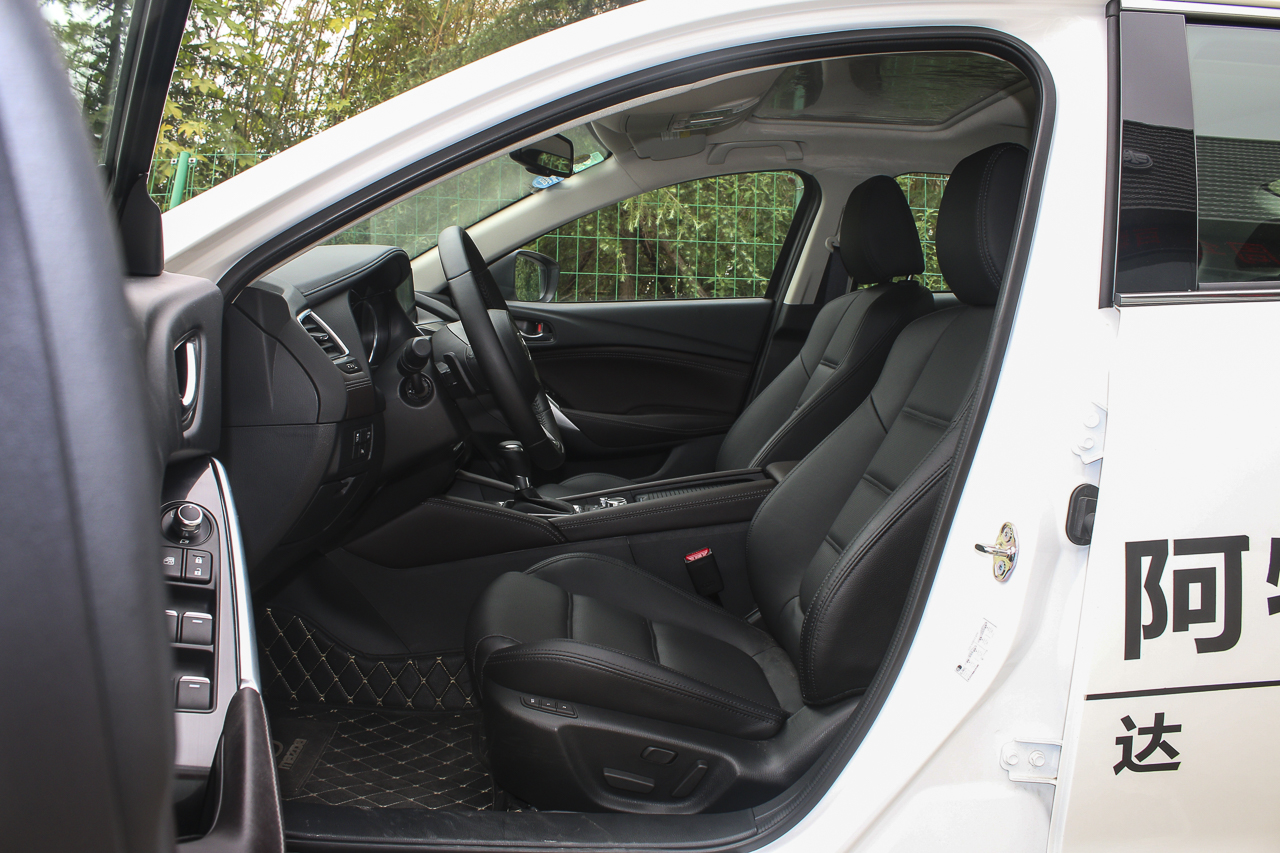 2018款阿特兹2.0L自动蓝天豪华版国VI