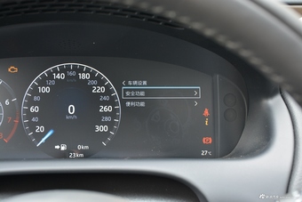 2018款捷豹XJL 3.0L自动SC两驱典雅商务版 