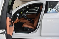 2019款宝马5系改款2.0T自动530Li领先型M运动套装