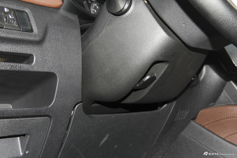 2018款斯威X7 1.8L手动豪华互联版7座