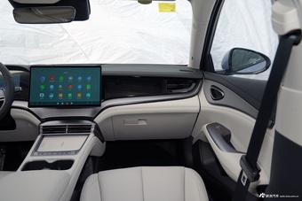 2026款海豹07 EV 705旗舰型