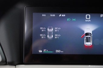 2025款比亚迪元UP 401KM智驾领先版