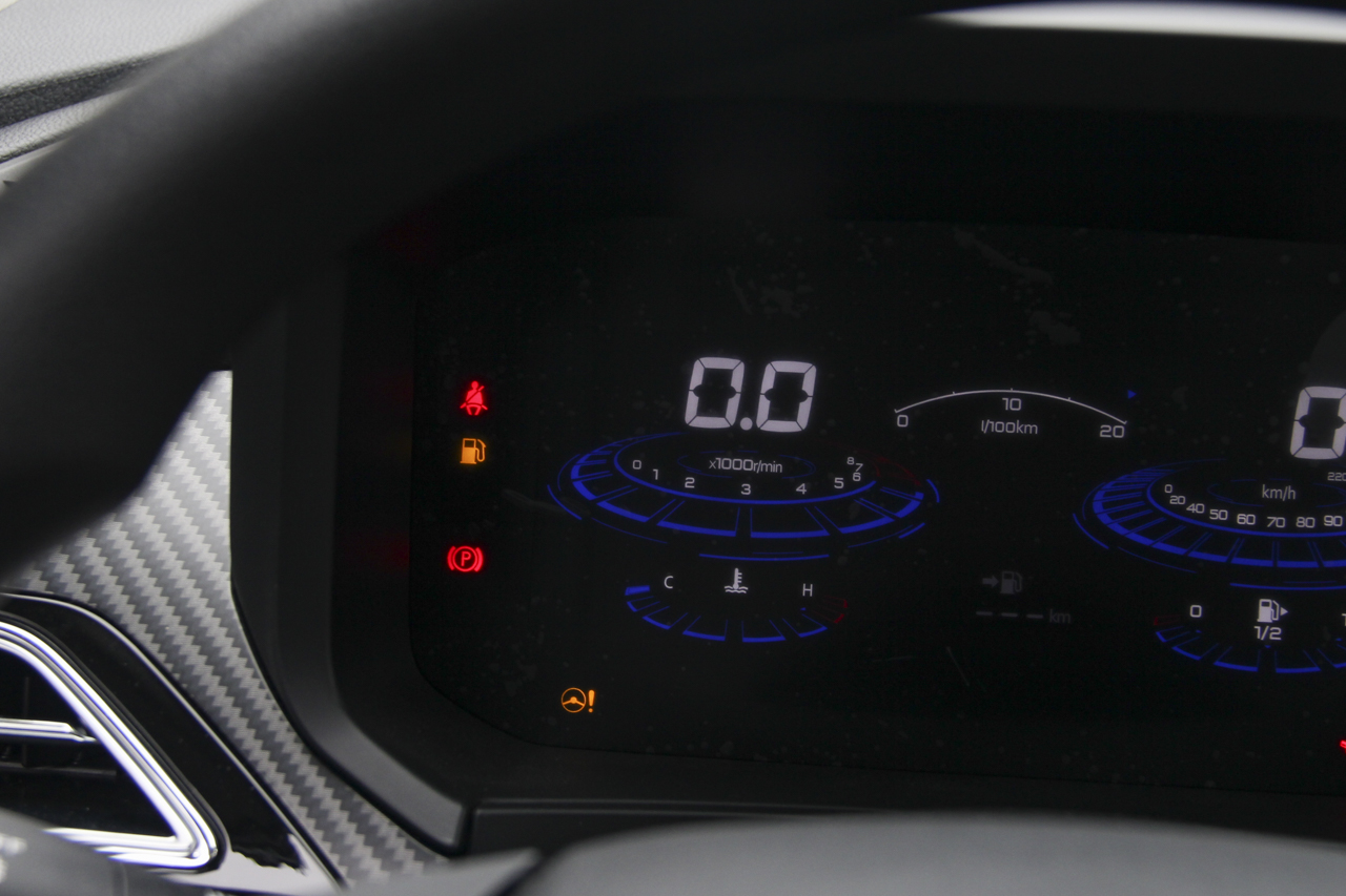 2018款启辰T60 1.6L手动智酷版