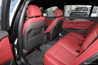 2022款宝马5系混动 535Le M运动套装