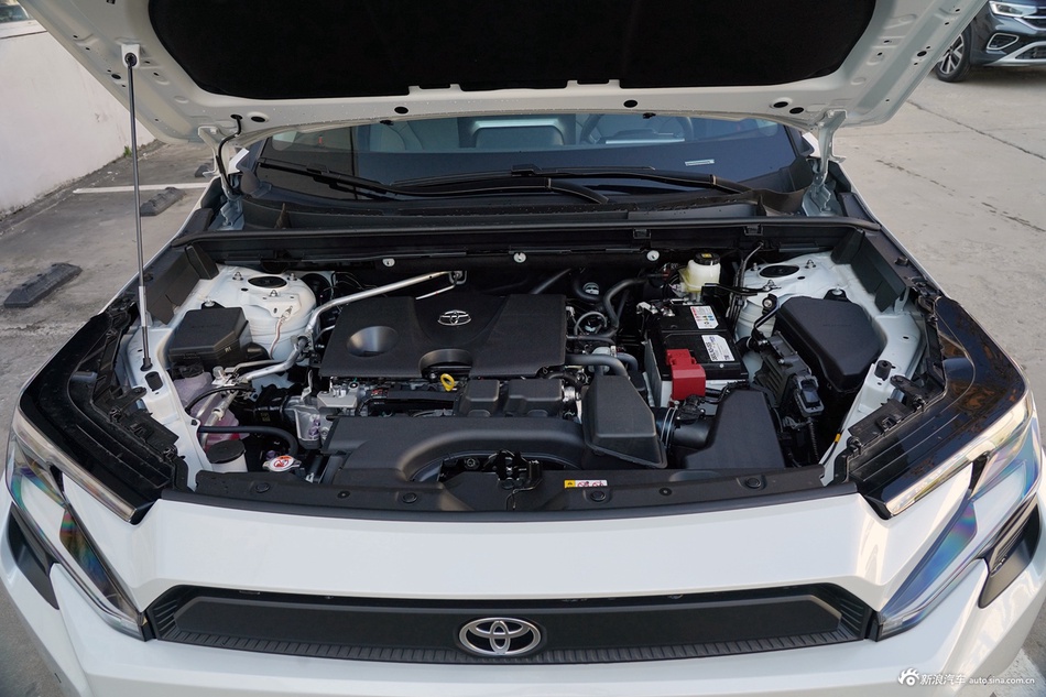 2026款RAV4荣放 2.0L 两驱豪华版