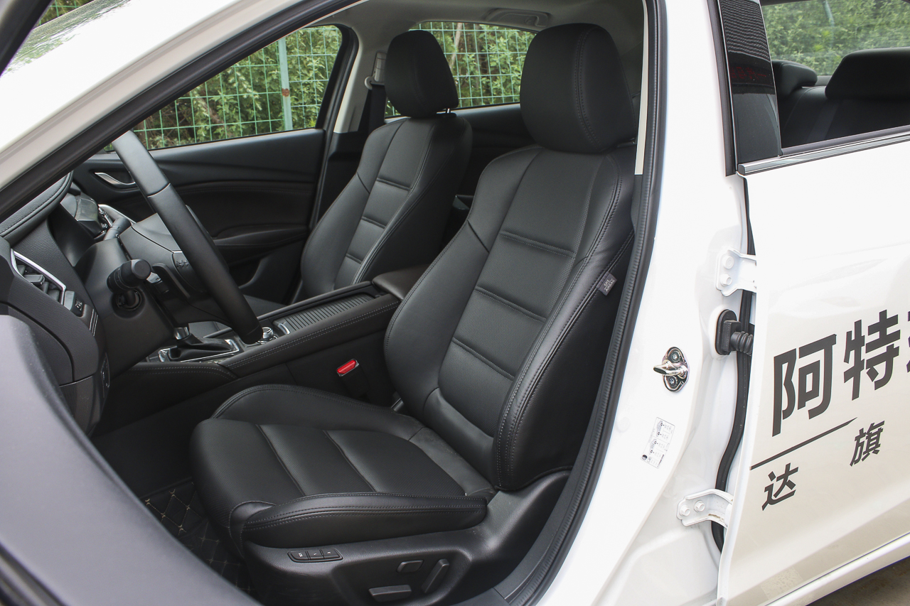 2018款阿特兹2.0L自动蓝天豪华版国VI