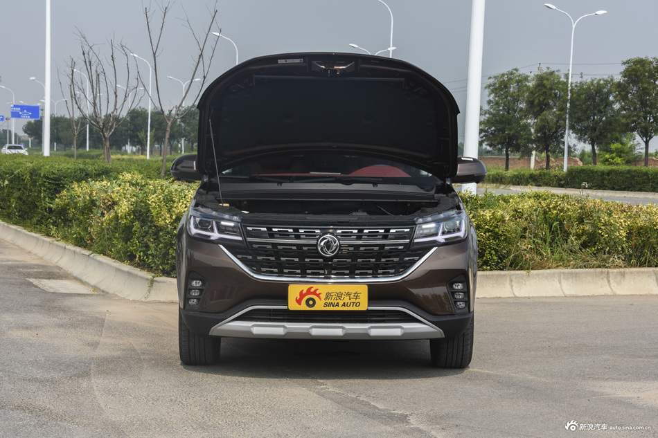 2018款风行T5 1.6T自动智慧型300T