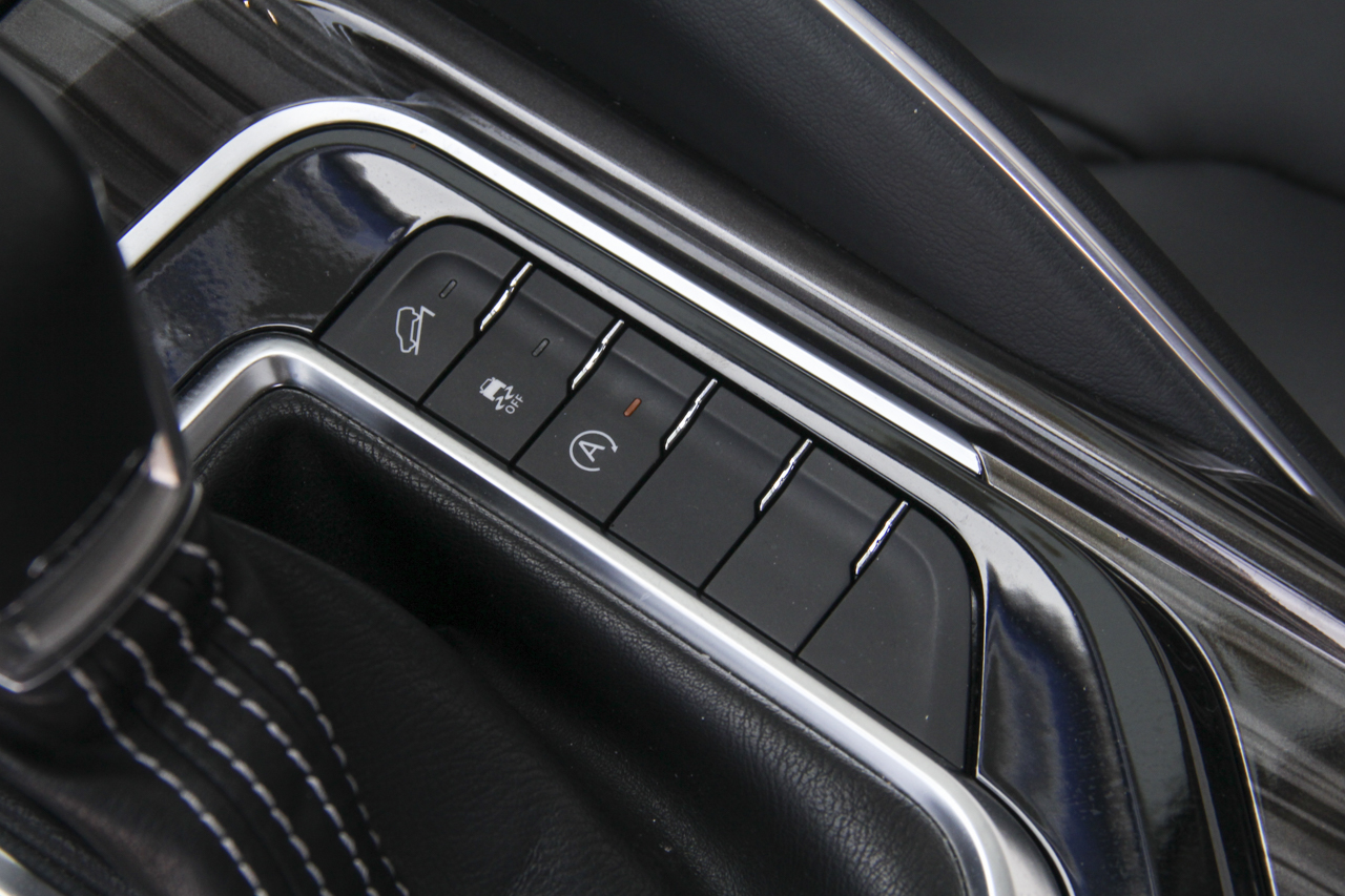 2017上汽大通D90 2.0T自动四驱天狼星