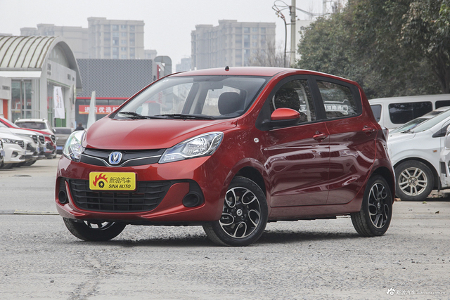 2019款奔奔EV360 标准型