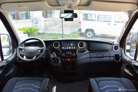 2021款依维柯欧胜3.0T自动超瑞长轴短悬高顶侧拉门