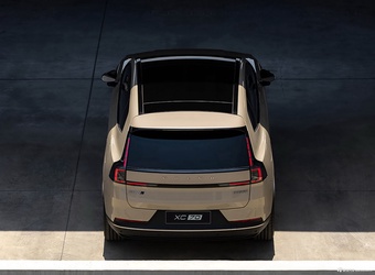 2025款沃尔沃XC70插电 高配版 官图