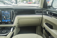 2017款众泰T700 2.0T自动尊贵型