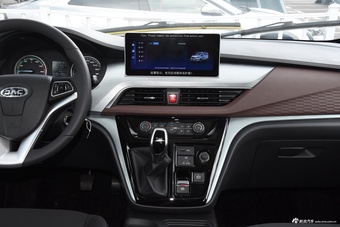 2025款瑞风M3 PHEV PLUS 2.0L 85km 智联版 9座