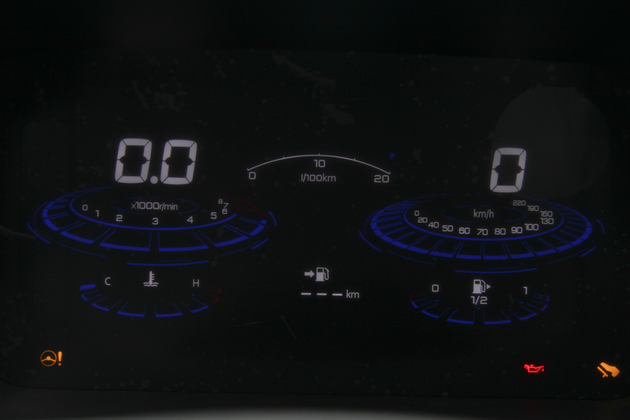 2018款启辰T60 1.6L手动智酷版