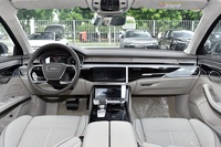 2025款奥迪A8L 55 TFSI quattro 旗舰型