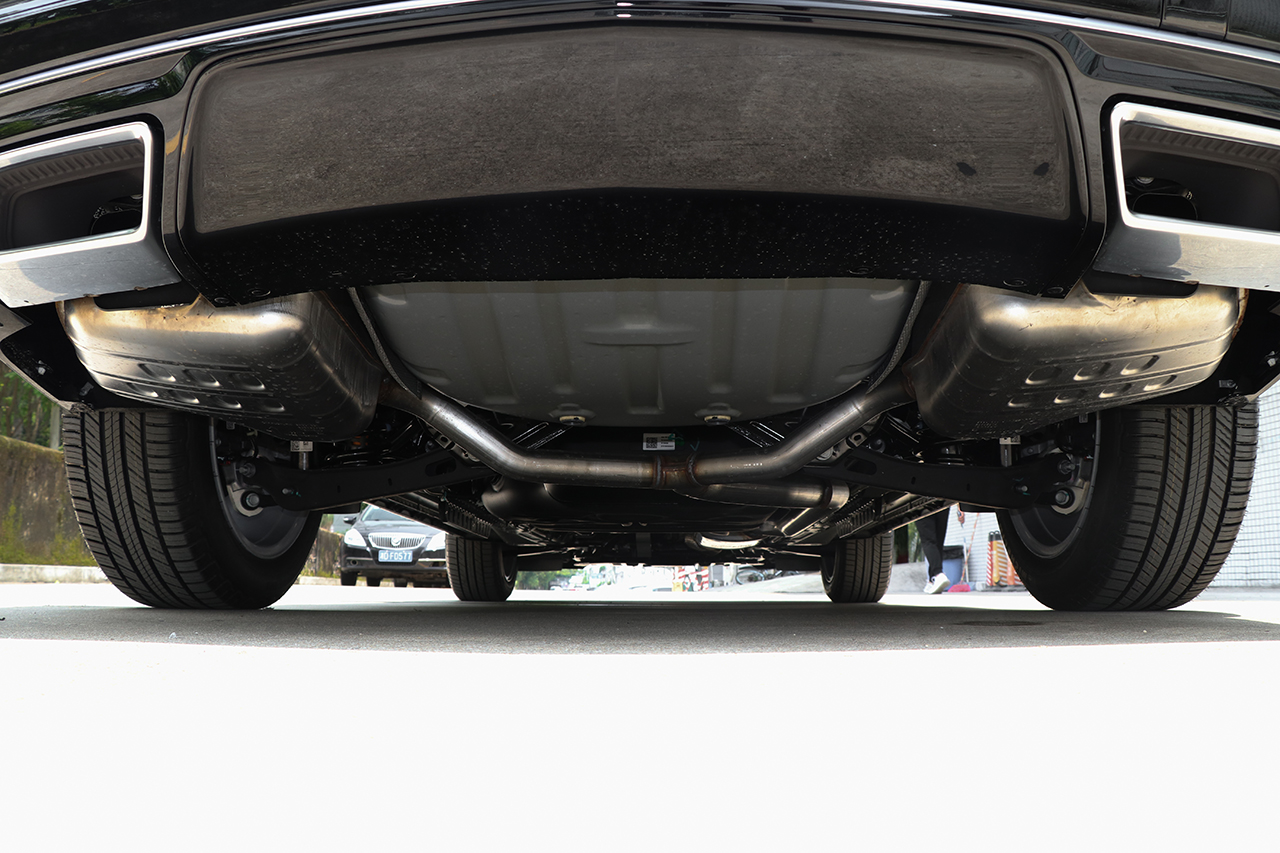 2020款凯迪拉克XT6 2.0T 自动豪华型28T六座 