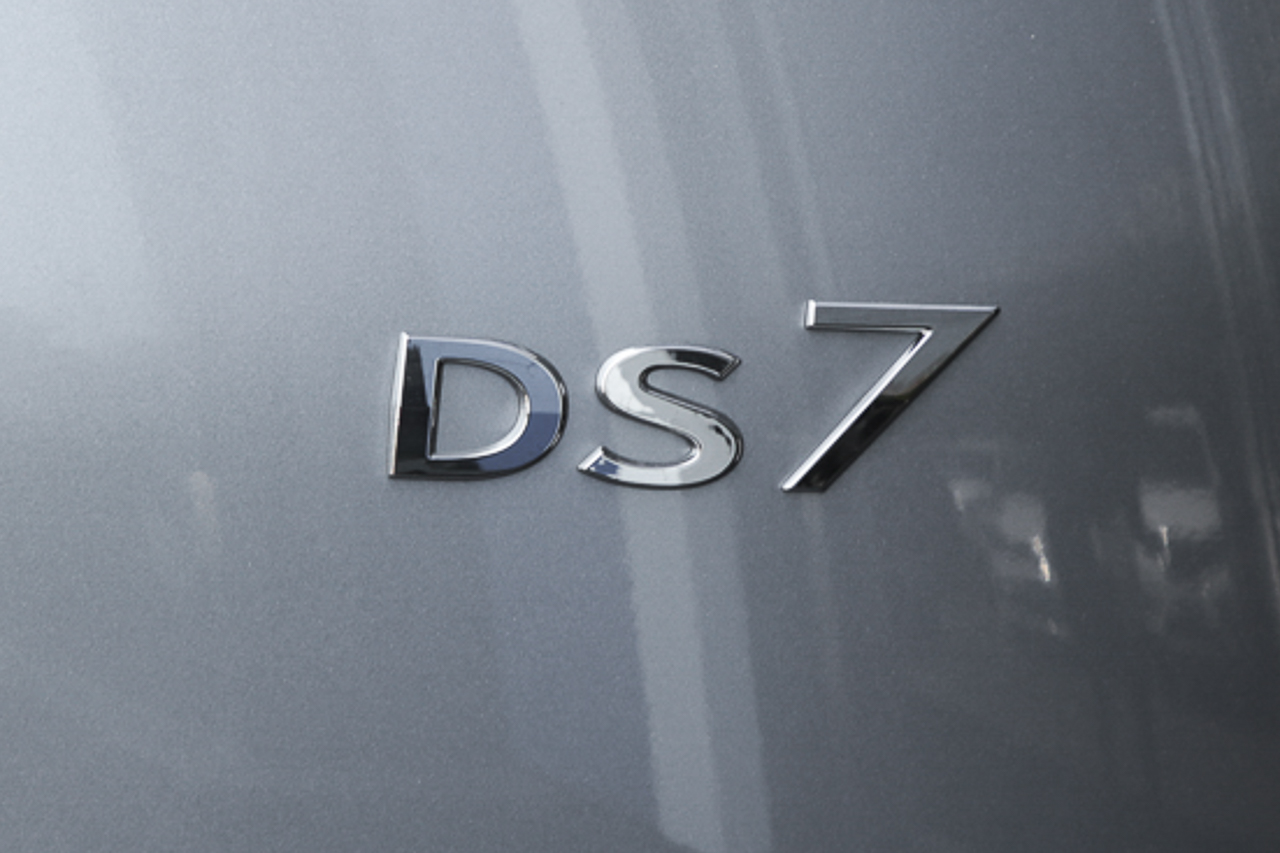 2020款DS 7 1.6T自动里沃利版45THP