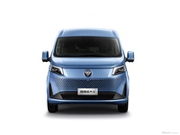 2024款图雅诺大V 高级营运小客 2.0T手动 长轴中顶 后单胎7/9座