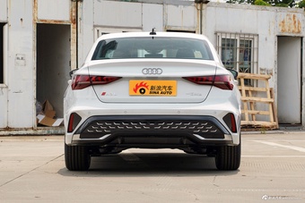2025款奥迪A3L Limousine 35TFSI 飞驰悦享型