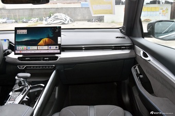 2025款星瑞 东方曜 2.0TD 揽星版