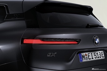 2025款宝马iX M70官图