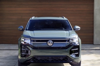 2027款大众Atlas Cross Sport SEL 4MOTION R-Line